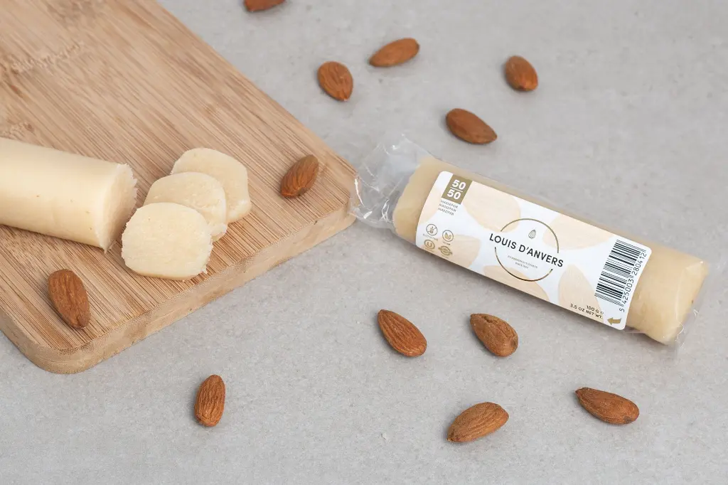 Louis D'Anvers Belgische marsepein buche 100 gram MASSEPAIN SLEEUBUS.webp